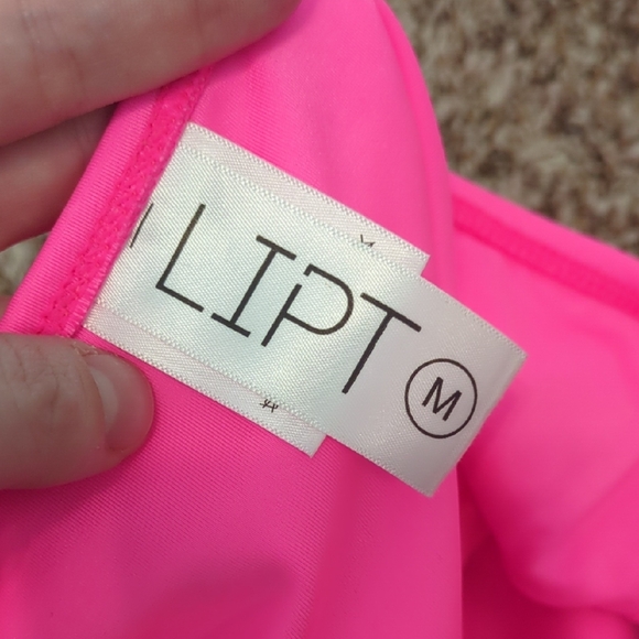 Lipt vibrant hot pink two piece cut out cropped tank / bralette and shorts set - Picture 9 of 11